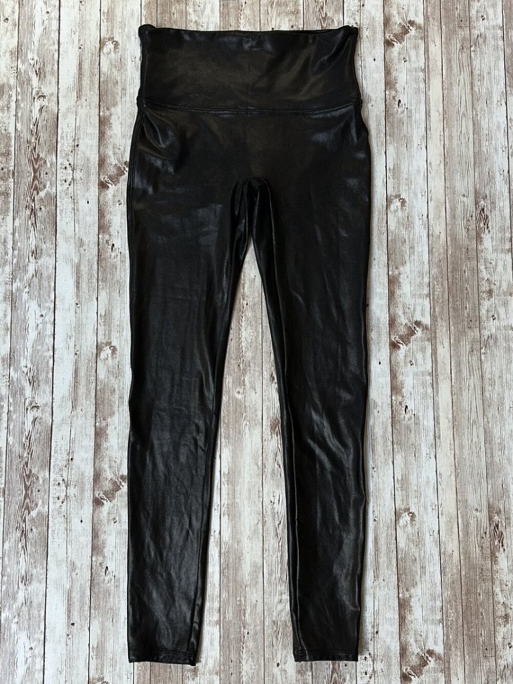 Spanx Faux Leather Leggings sz Medium Slimming Tummy Control Stretchy Hi Waist